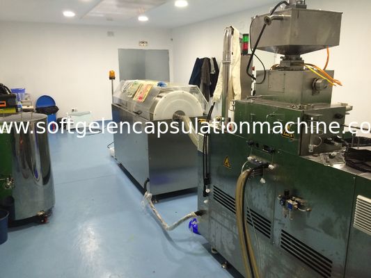 De Capsule van het vistraan120000pcs/h Zachte Gel het Vullen Automatische Machine