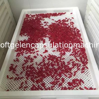 Diverse Kleuren Plastic Drogende Dienbladen en de Rangppe Materiële 75 * 55 * 5cm van het Karretjevoedsel